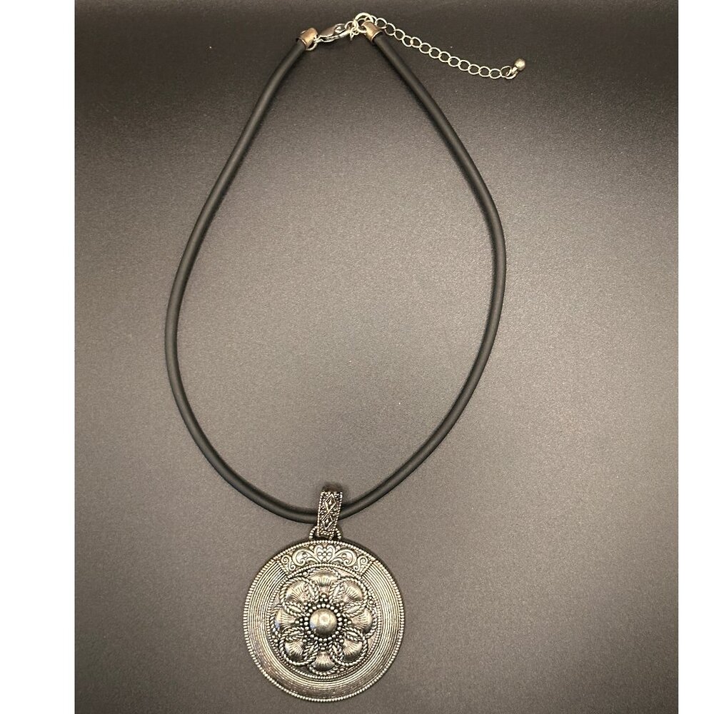 Boho Statement Medallion Necklace Silver Tone Pendant Black Adjustable Cord